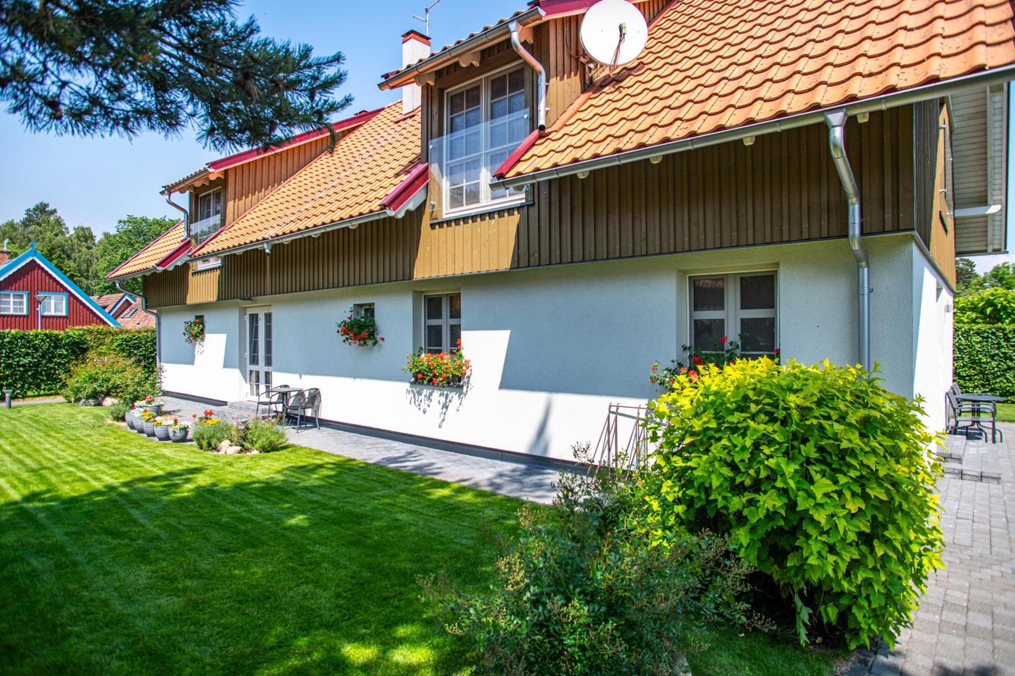 Villa Нида Экстерьер фото